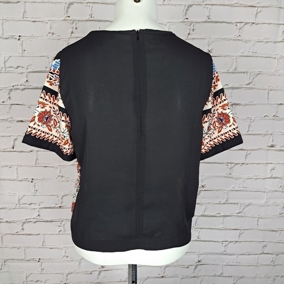 𝅺top Shop Scarf Print‎ Placement Tee - Picture 4 of 9